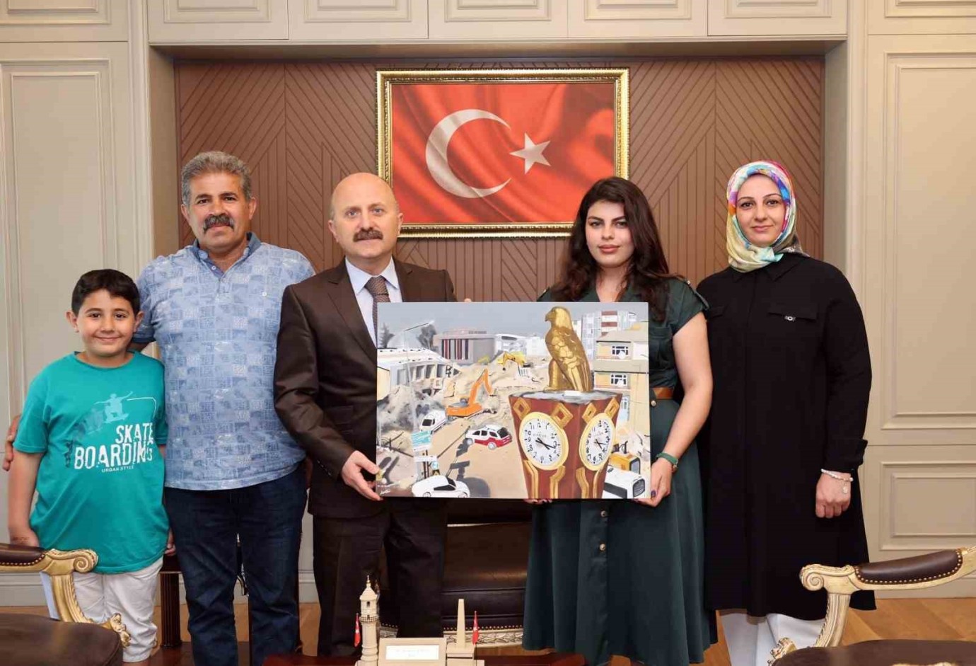 Vali Osman Varol Vatandaşları Valilik Makamında Ağırladı